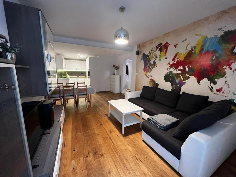 Porec, Tolle 3 Zi-Whg, Sehr Zentral, Top Zustand! Mit Internet Und W-Lan! Exterior photo