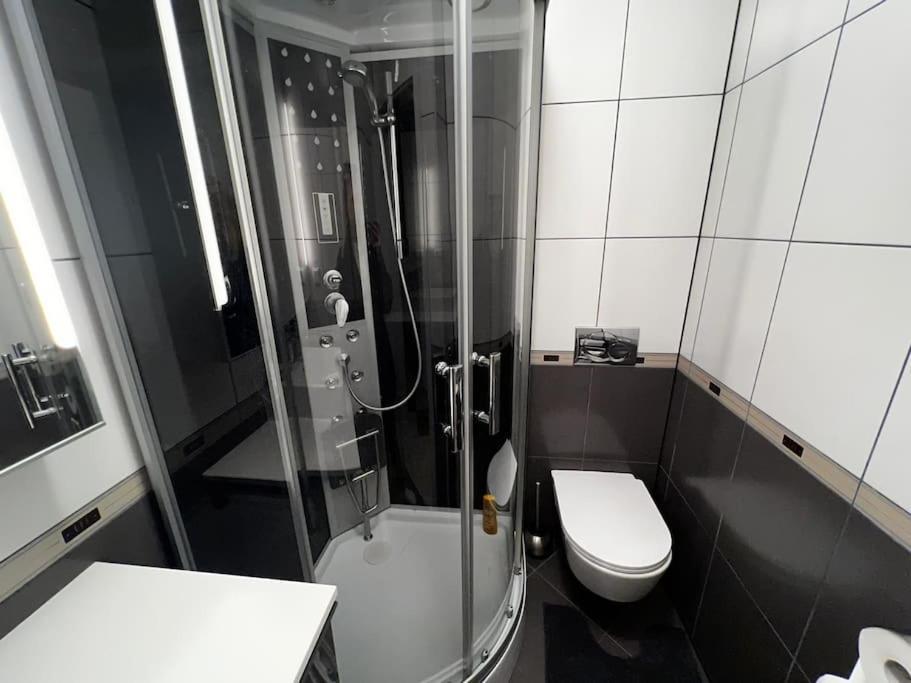Porec, Tolle 3 Zi-Whg, Sehr Zentral, Top Zustand! Mit Internet Und W-Lan! Exterior photo